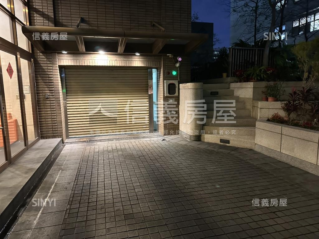 內科金店面房屋室內格局與周邊環境