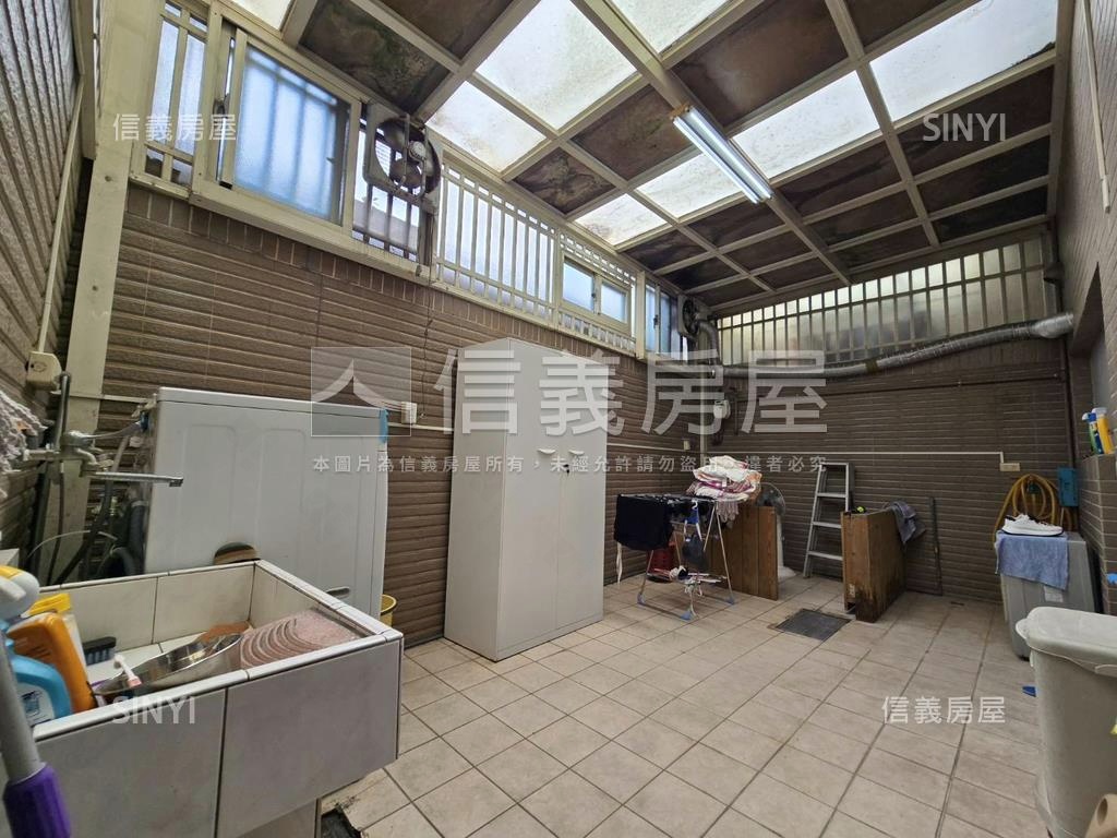 領袖花園稀有邊間釋出珍寶房屋室內格局與周邊環境