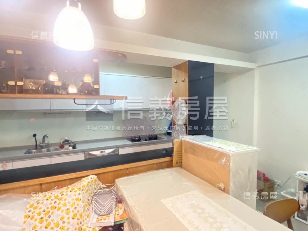 崇德邊間美透天大地坪房屋室內格局與周邊環境