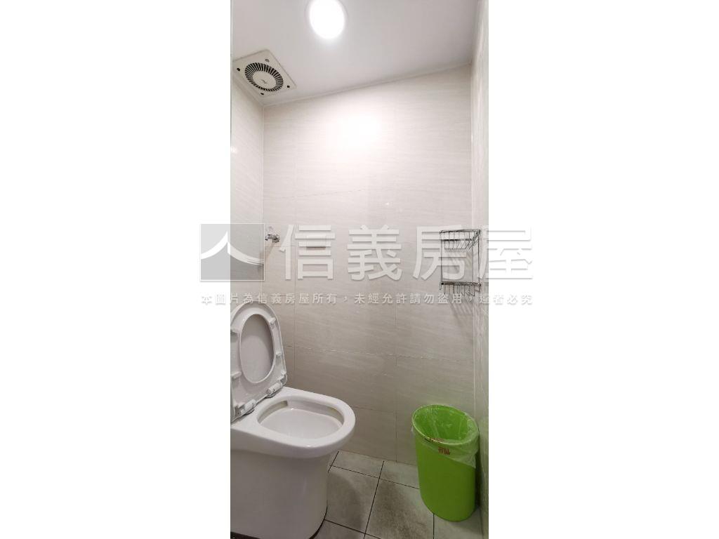 近勤益科大透天房屋室內格局與周邊環境