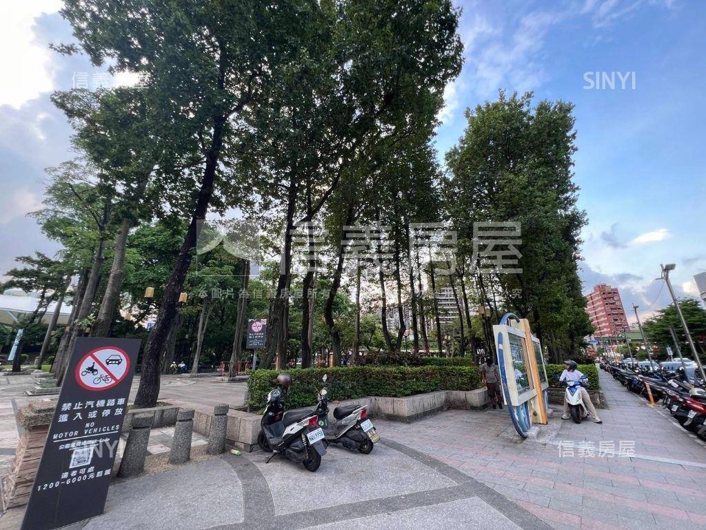 專任樸澍藏未來可期金店霸房屋室內格局與周邊環境