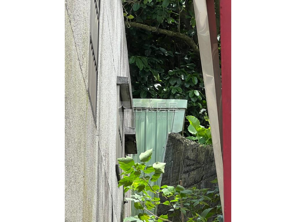 新店安康路土地房屋室內格局與周邊環境