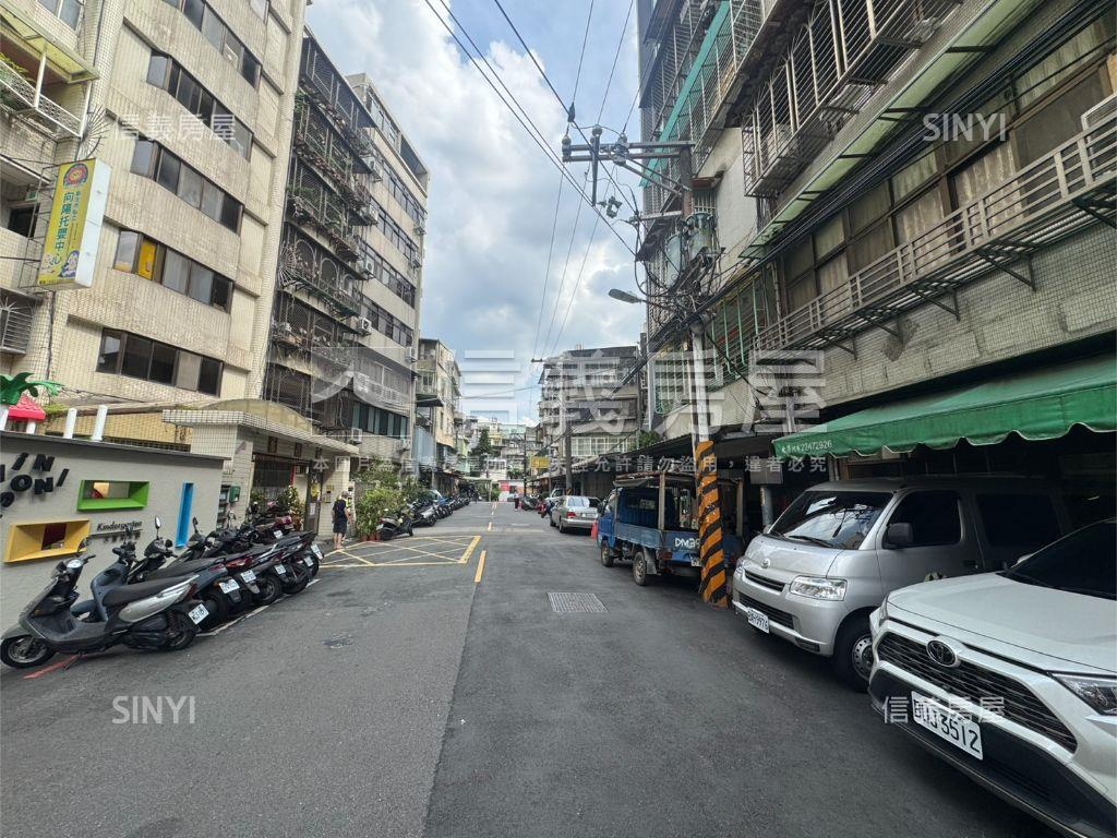 江子翠絕佳地點黃金店辦房屋室內格局與周邊環境
