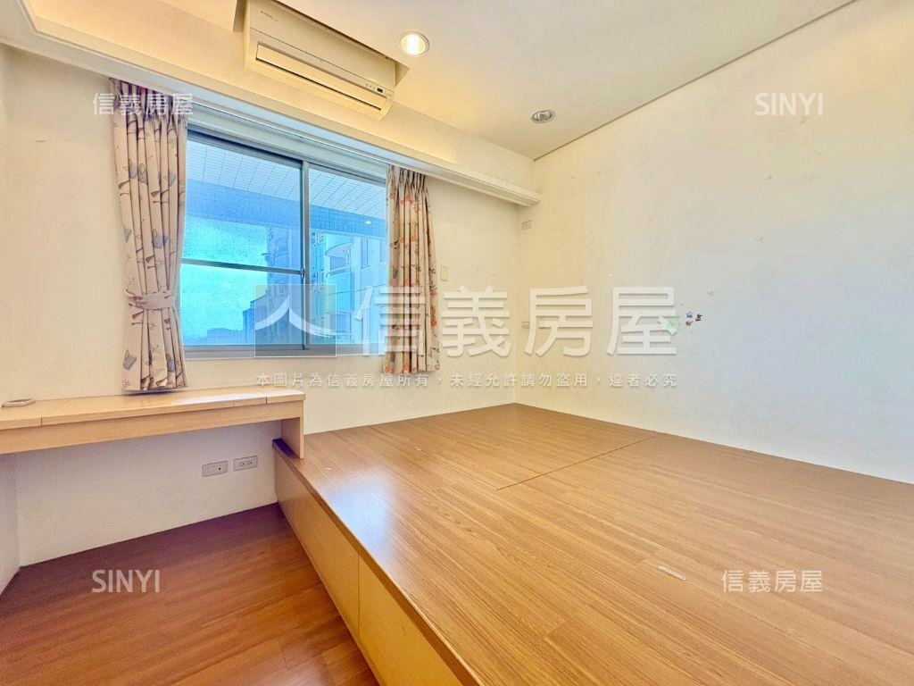 近中國醫三采質感四房車位房屋室內格局與周邊環境