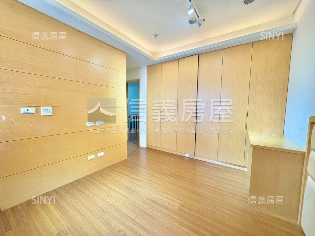 近中國醫三采質感四房車位房屋室內格局與周邊環境