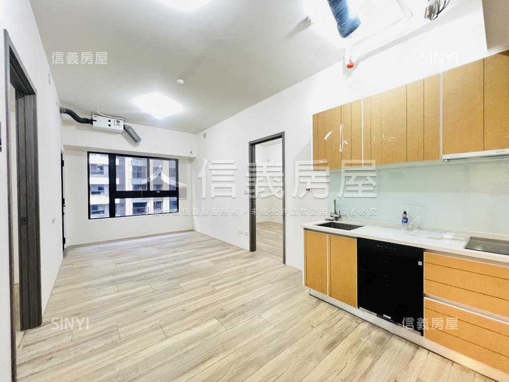 綠雅圖兩房平車首購宅房屋室內格局與周邊環境