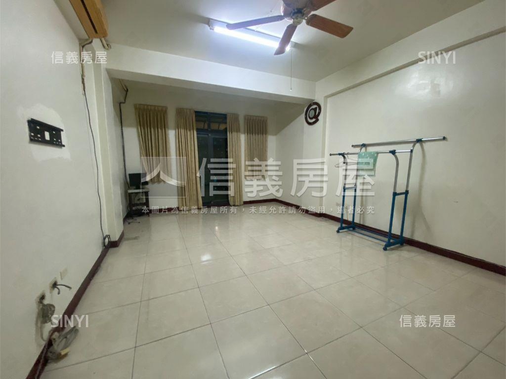 自強街優質臨路透店房屋室內格局與周邊環境