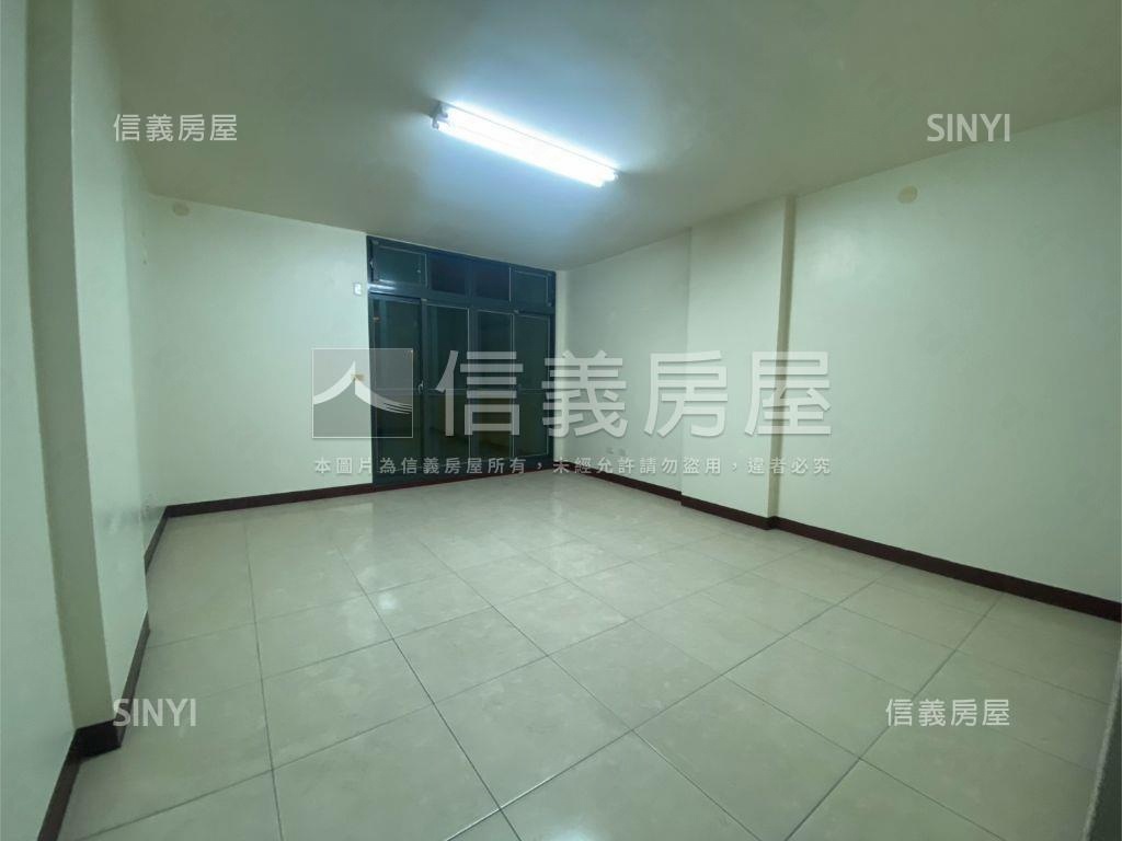 自強街優質臨路透店房屋室內格局與周邊環境