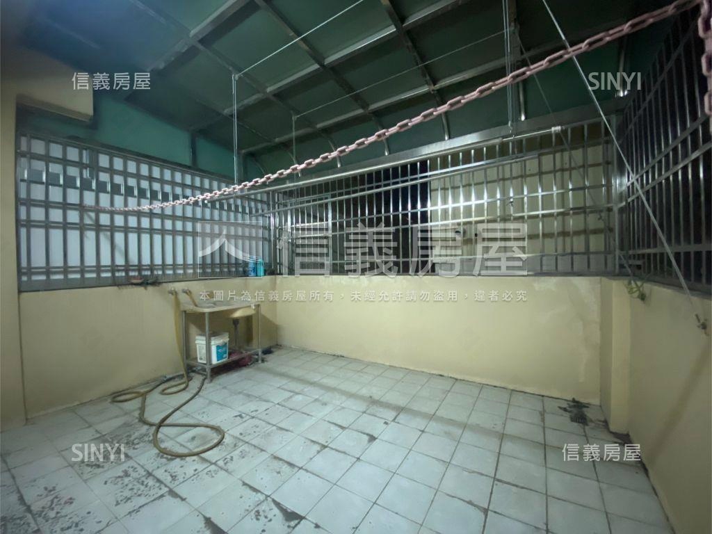 自強街優質臨路透店房屋室內格局與周邊環境