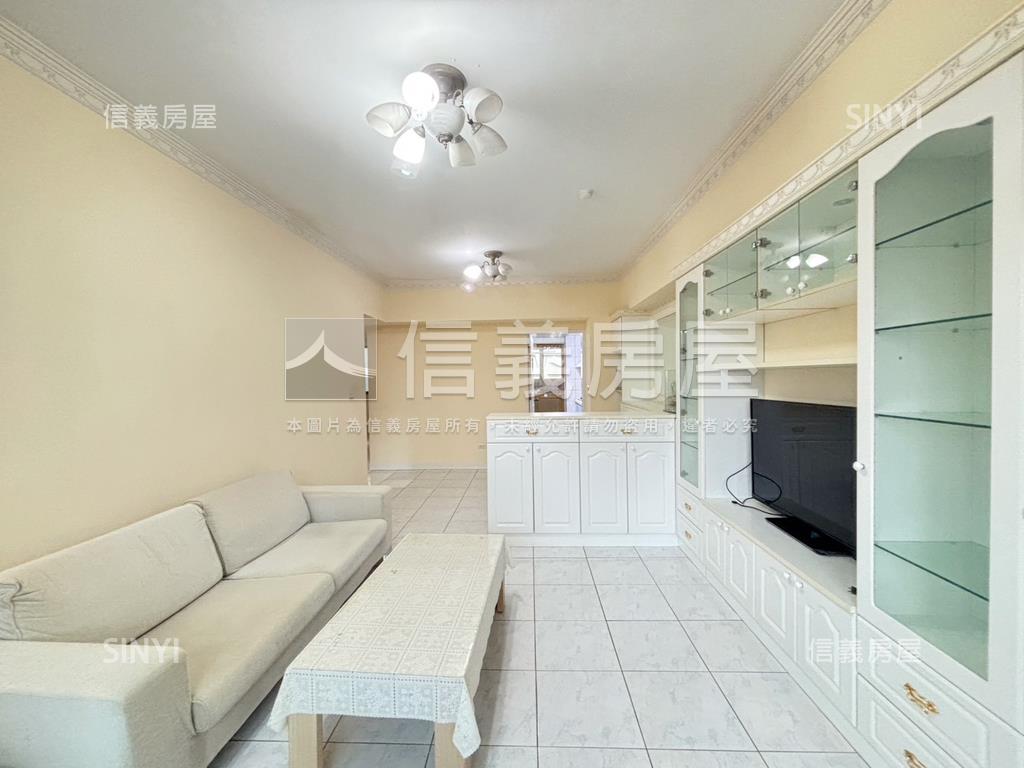 城堡花園古典歐式美宅房屋室內格局與周邊環境