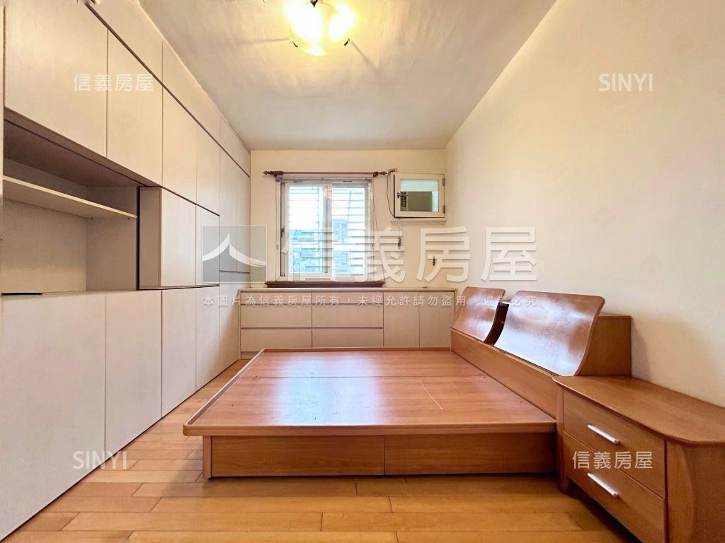 暮色餘暉•馨雅居房屋室內格局與周邊環境