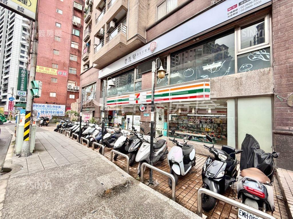 低總價聖塔高樓套房房屋室內格局與周邊環境