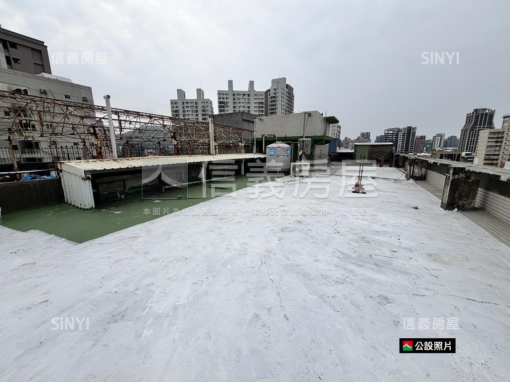 前金區‧大面寬角店房屋室內格局與周邊環境