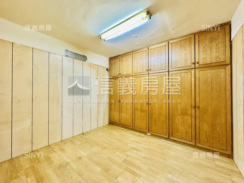 圖書館旁美寓大空間房屋室內格局與周邊環境