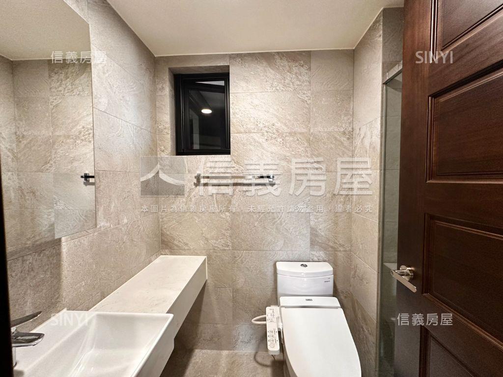 民生鉑月高樓管理三房車位房屋室內格局與周邊環境