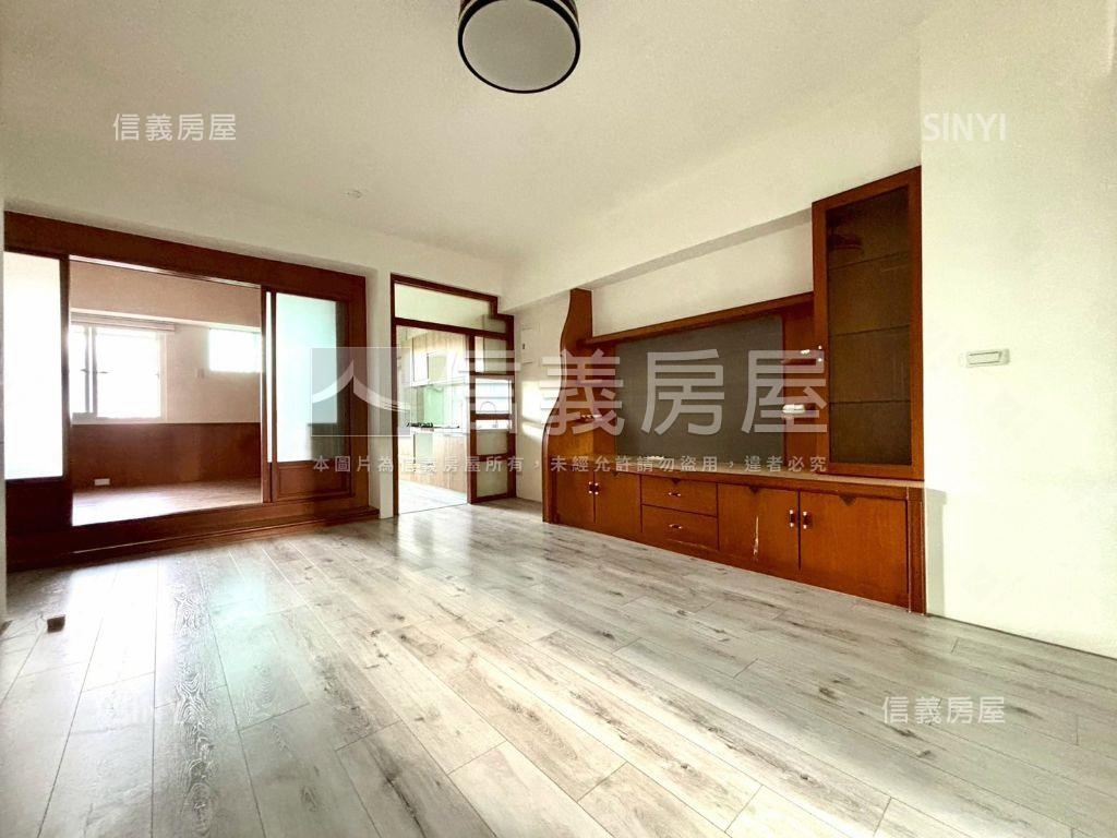 太皇園。明亮通風三房車位房屋室內格局與周邊環境