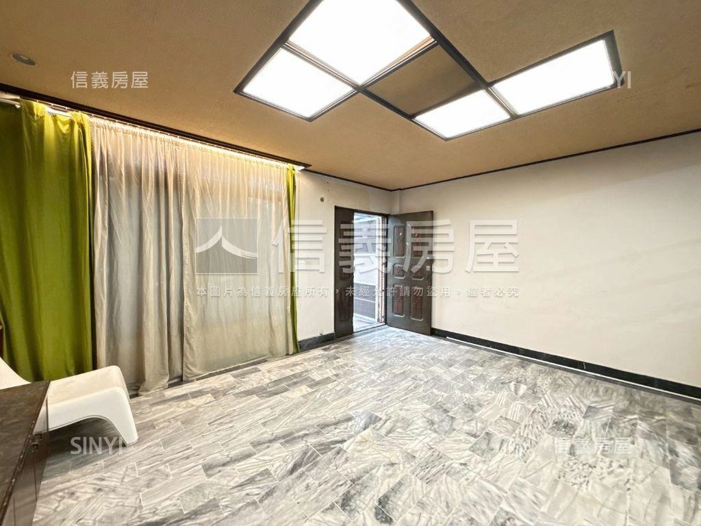 北屯公園旁大理石地板別墅房屋室內格局與周邊環境