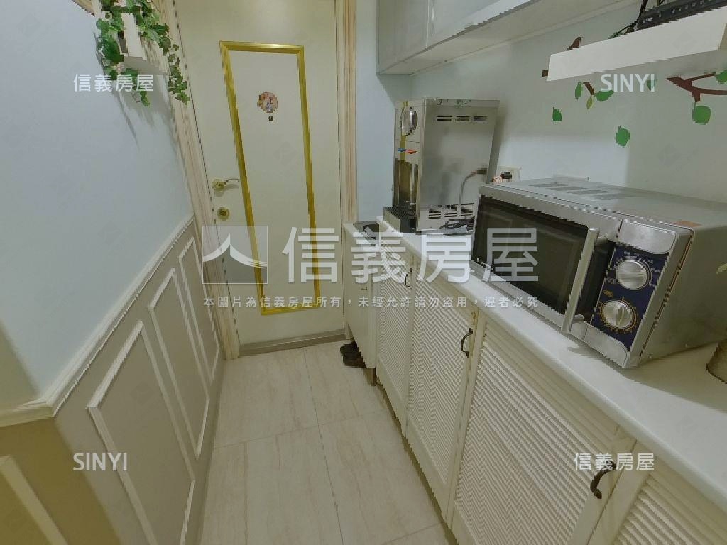正逢甲路五間收租套房公寓房屋室內格局與周邊環境