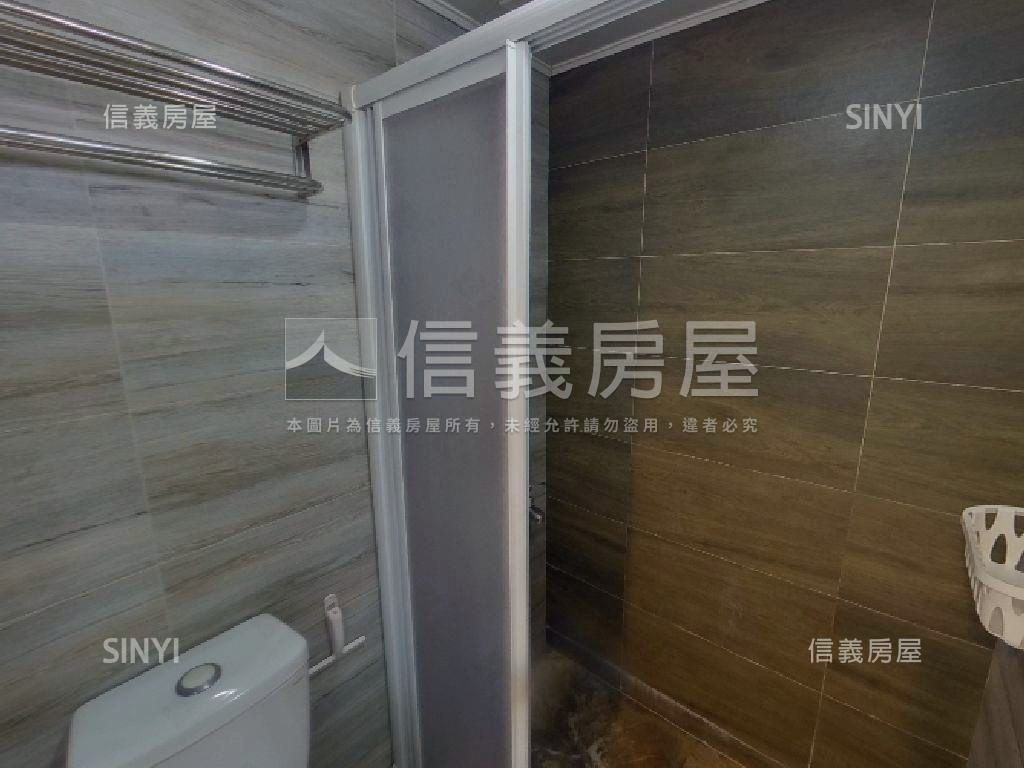 正逢甲路五間收租套房公寓房屋室內格局與周邊環境