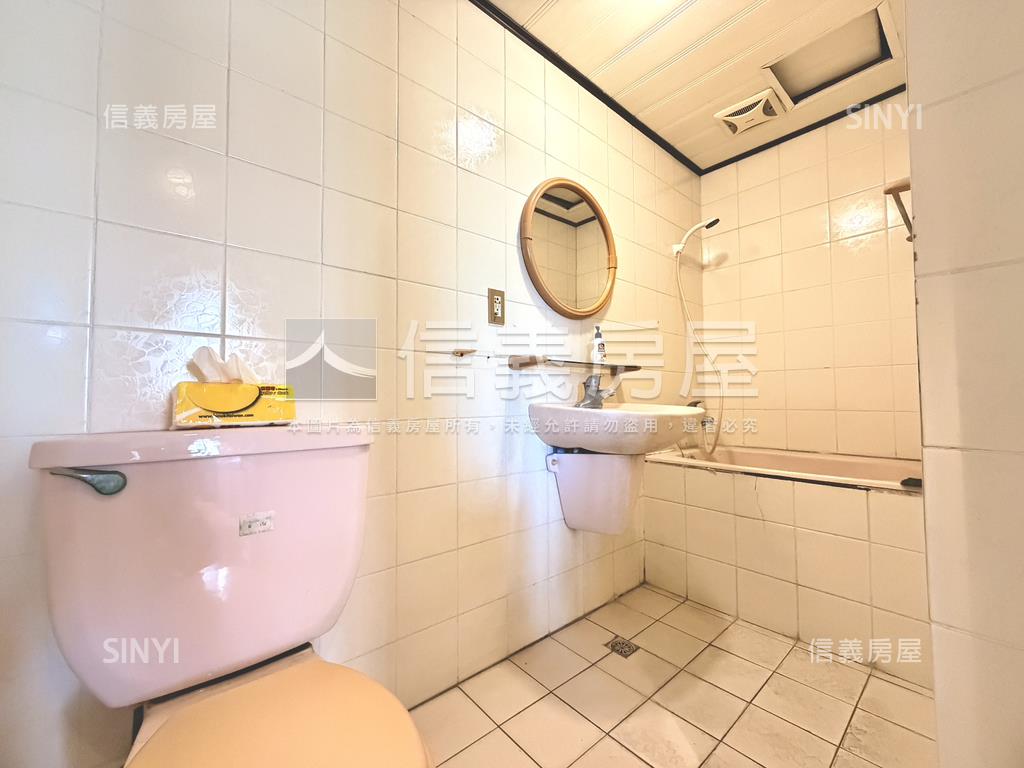 文化皇家高樓採光四房平車房屋室內格局與周邊環境