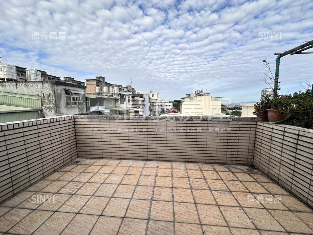 鬧中取靜邊間可停車別墅房屋室內格局與周邊環境