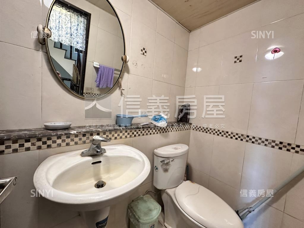 鬧中取靜邊間可停車別墅房屋室內格局與周邊環境