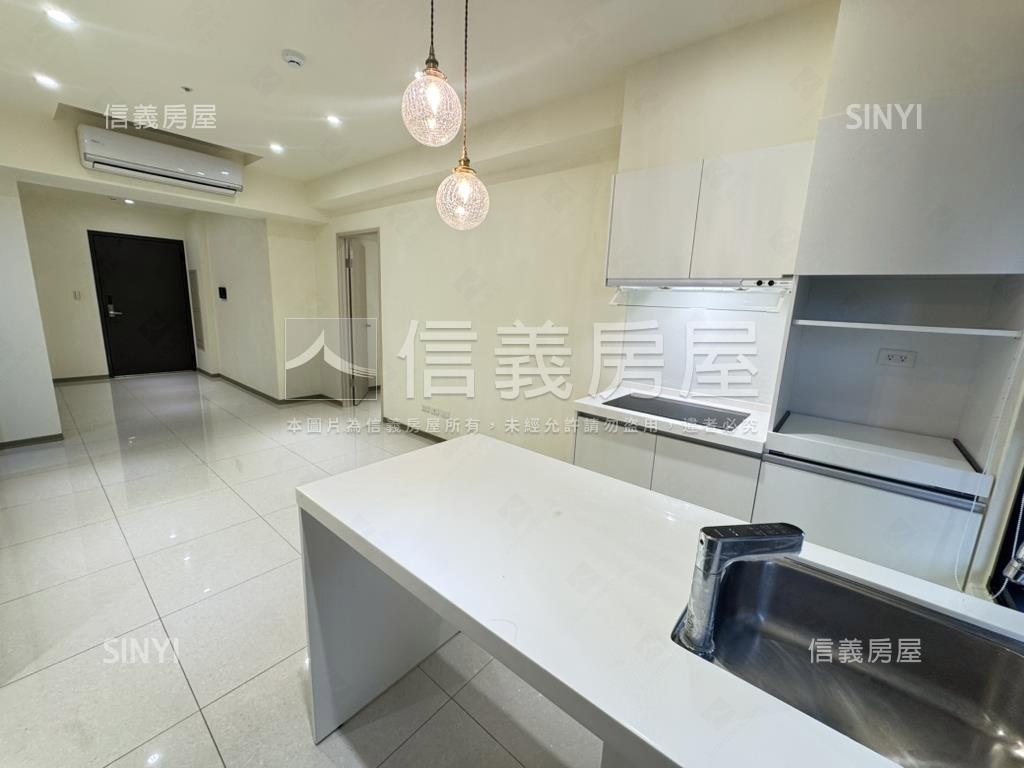 潤隆高樓視野兩房平面車位房屋室內格局與周邊環境