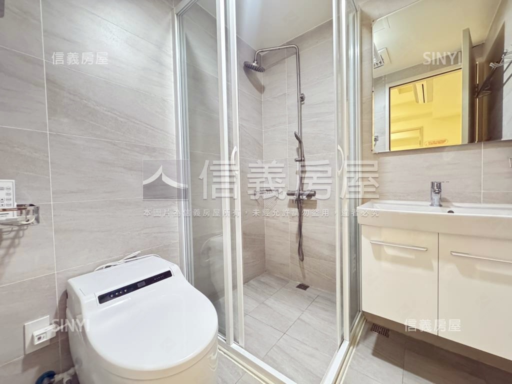 潤隆高樓視野兩房平面車位房屋室內格局與周邊環境