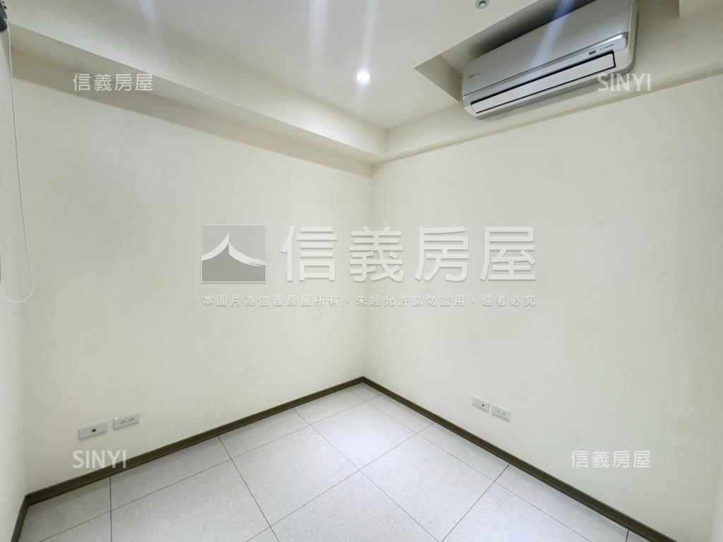 潤隆高樓視野兩房平面車位房屋室內格局與周邊環境