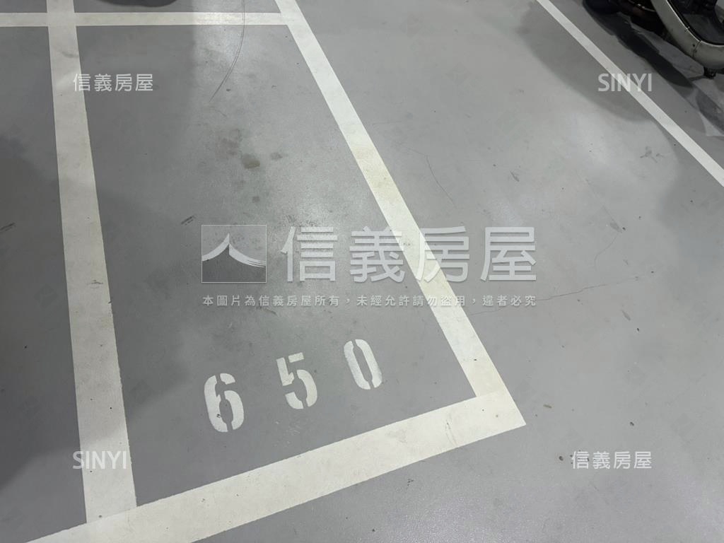 潤隆高樓視野兩房平面車位房屋室內格局與周邊環境