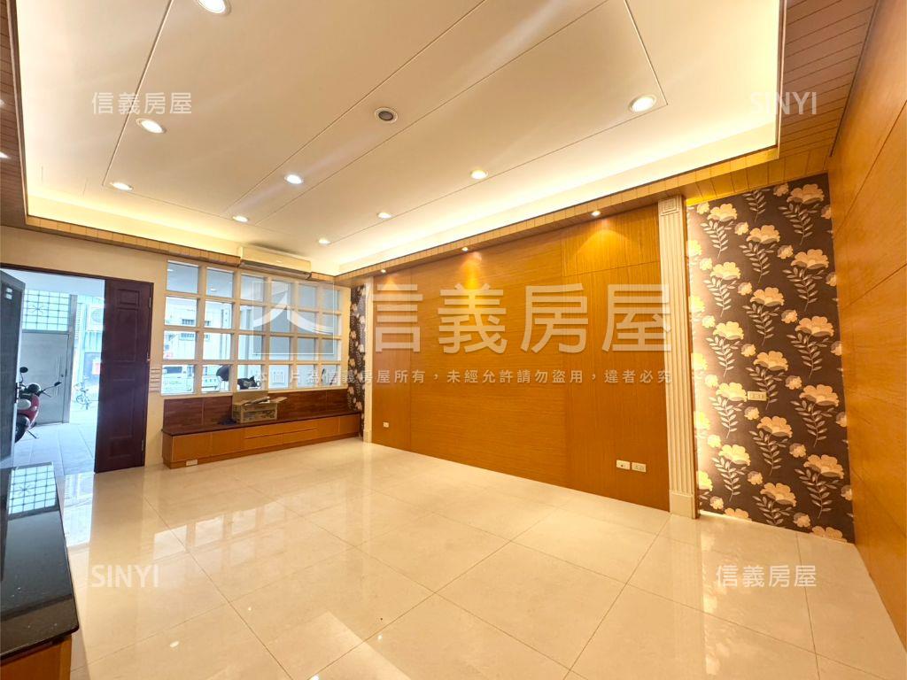 地約３３坪整理美透房屋室內格局與周邊環境