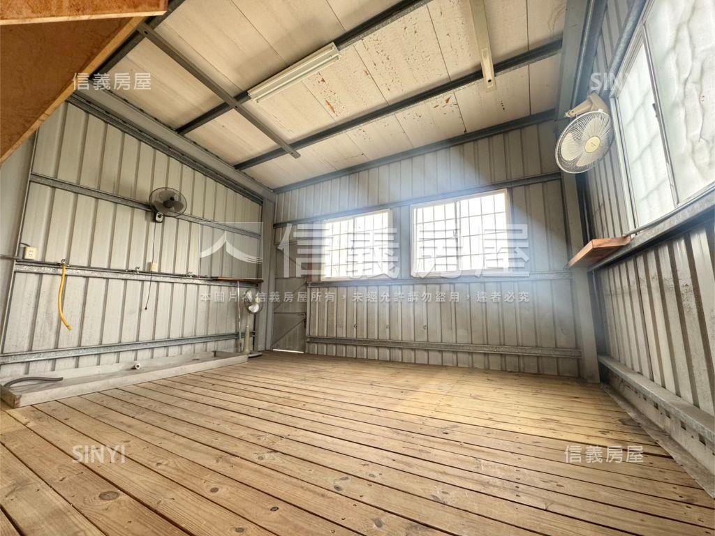 地約３３坪整理美透房屋室內格局與周邊環境