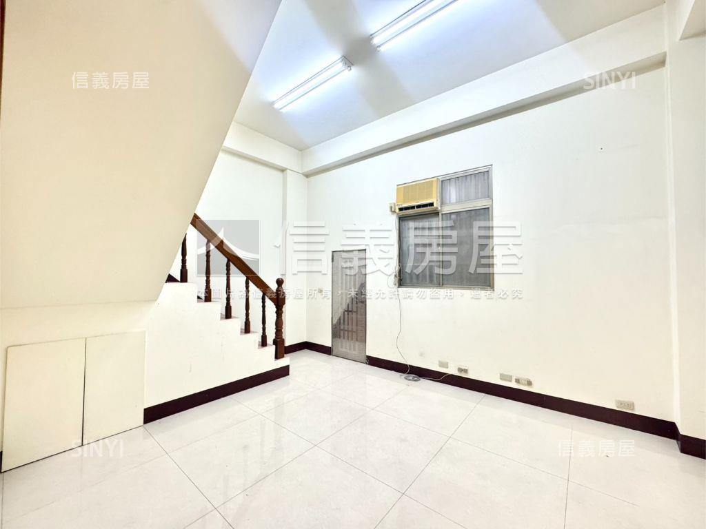 地約３３坪整理美透房屋室內格局與周邊環境