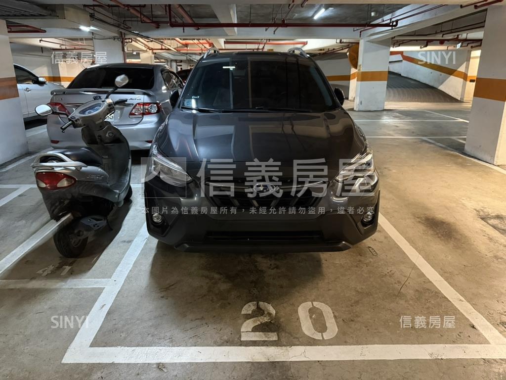 文山興隆次頂樓附車位房屋室內格局與周邊環境