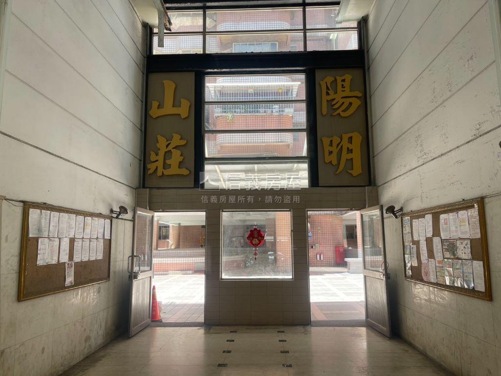 大寮近公園前後陽台亮三房房屋室內格局與周邊環境