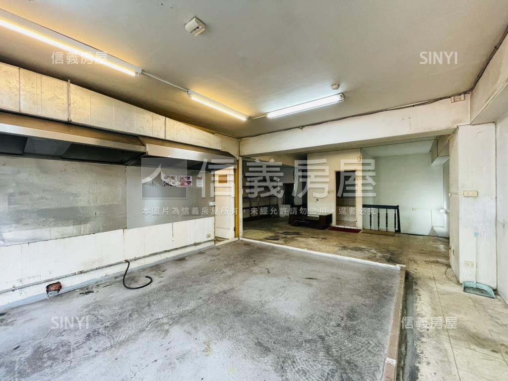 公益商圈順向顯眼金角店房屋室內格局與周邊環境
