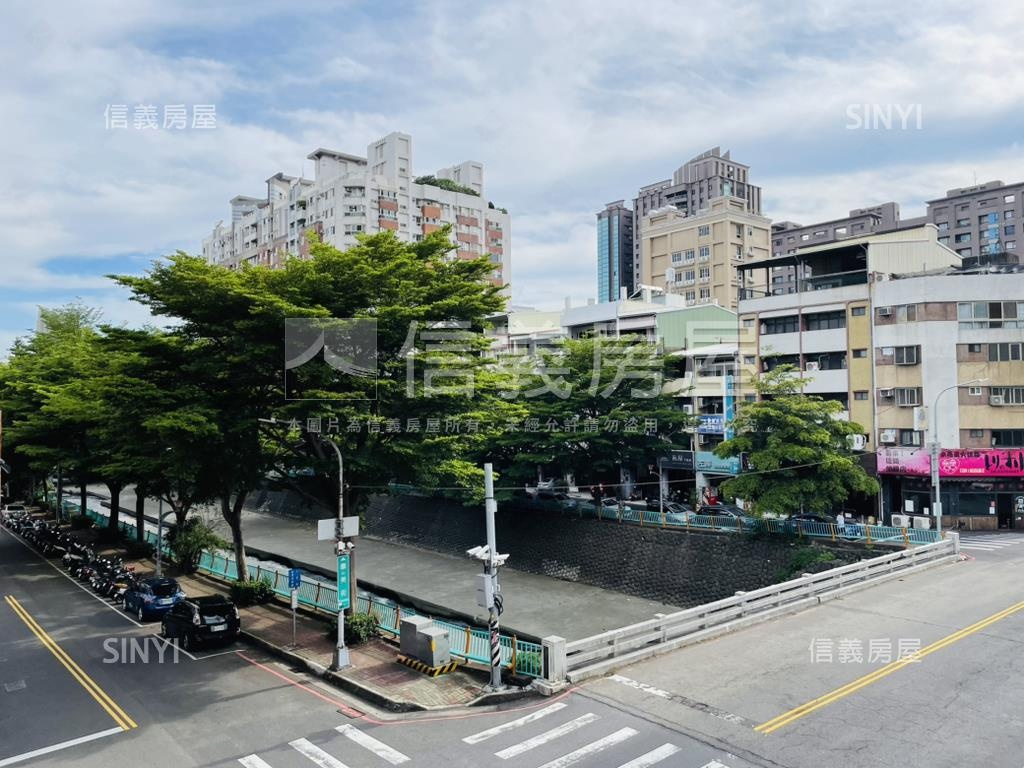 公益商圈順向顯眼金角店房屋室內格局與周邊環境