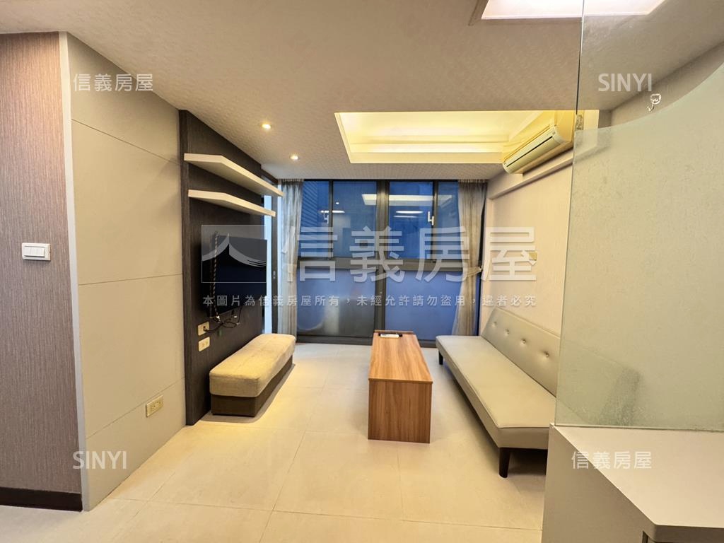 專任第芬妮附車位房屋室內格局與周邊環境