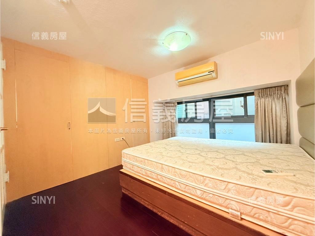 專任第芬妮附車位房屋室內格局與周邊環境