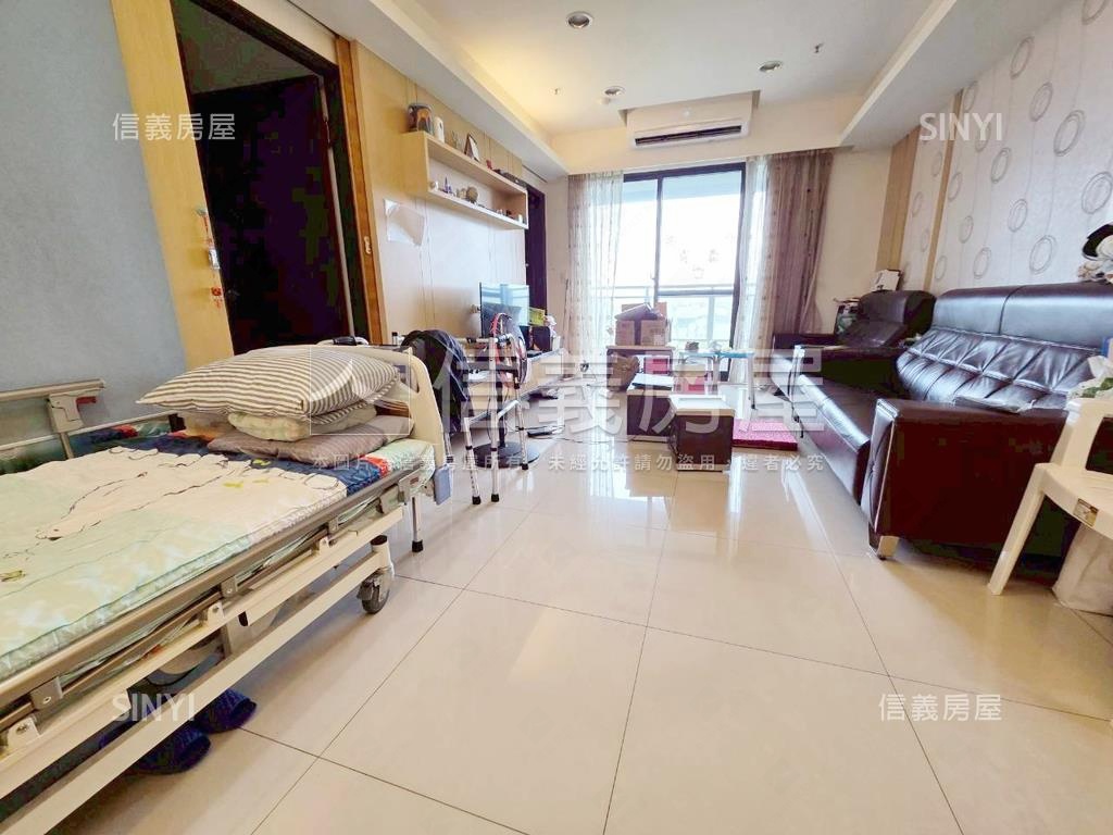 近文山成家三房平車房屋室內格局與周邊環境