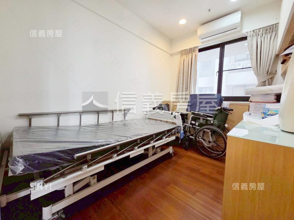 近文山成家三房平車房屋室內格局與周邊環境
