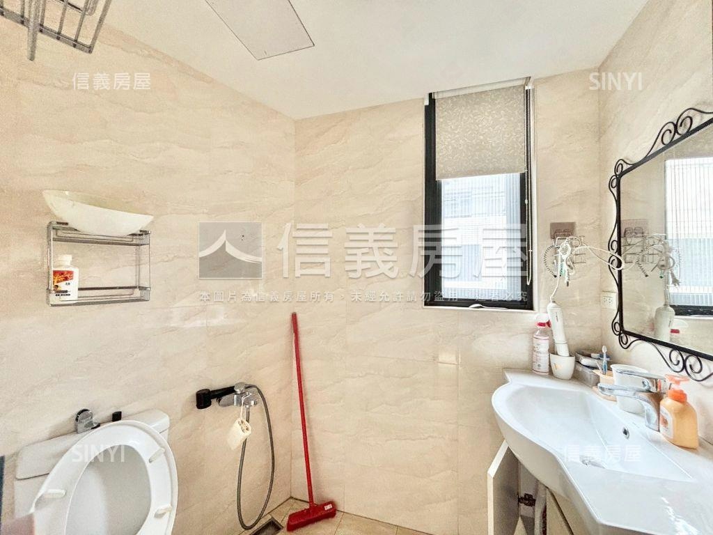 科博８年獨棟角墅先看這間房屋室內格局與周邊環境