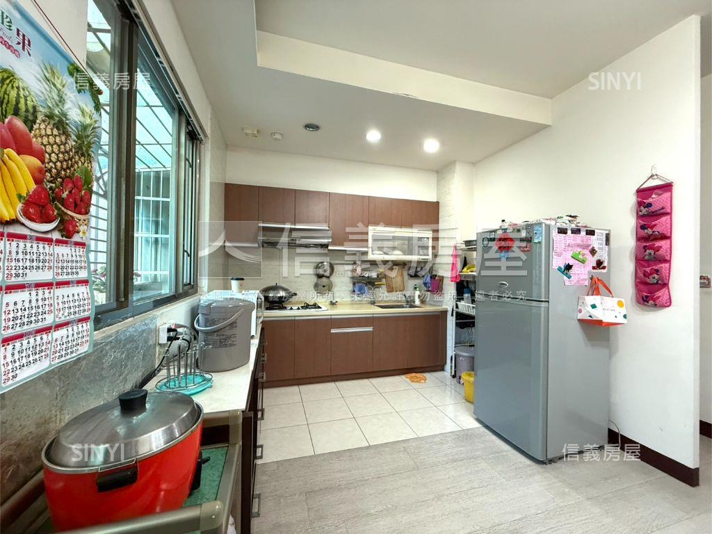 武林街邊間馥園城堡房屋室內格局與周邊環境