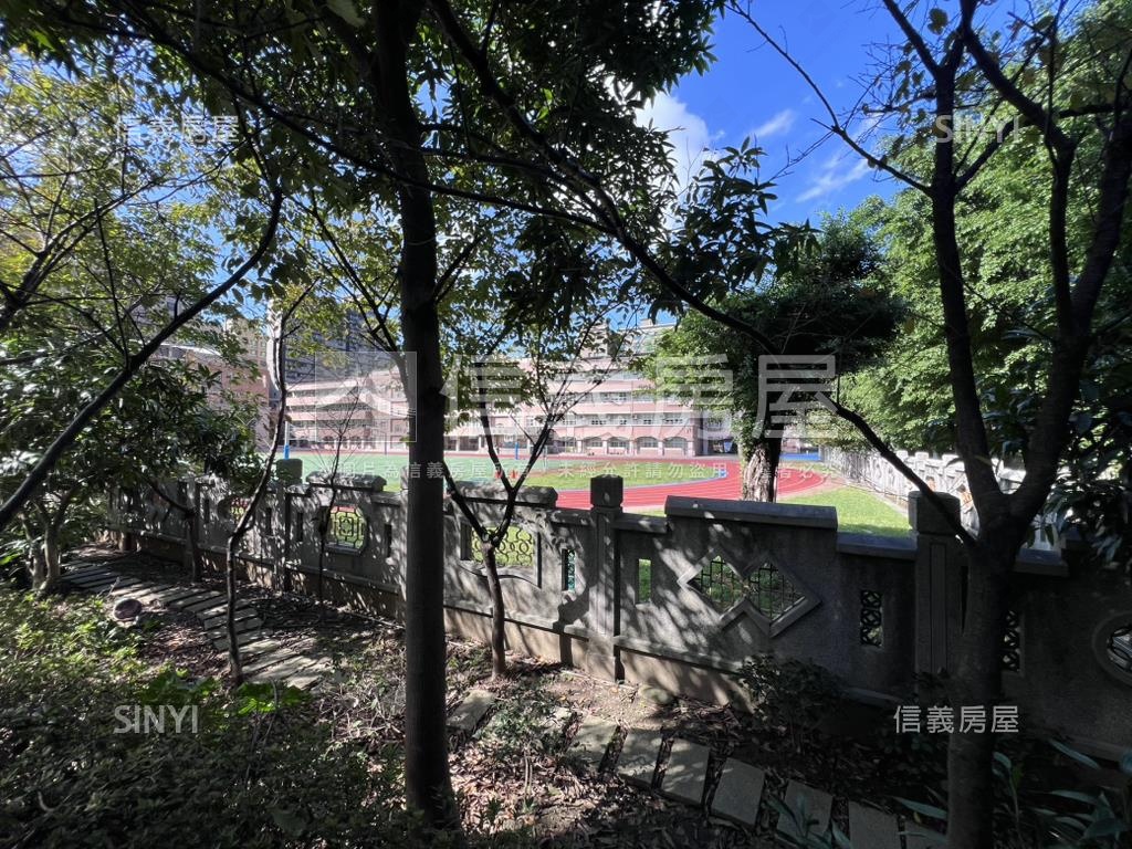 藝文精美高樓四房雙車位房屋室內格局與周邊環境