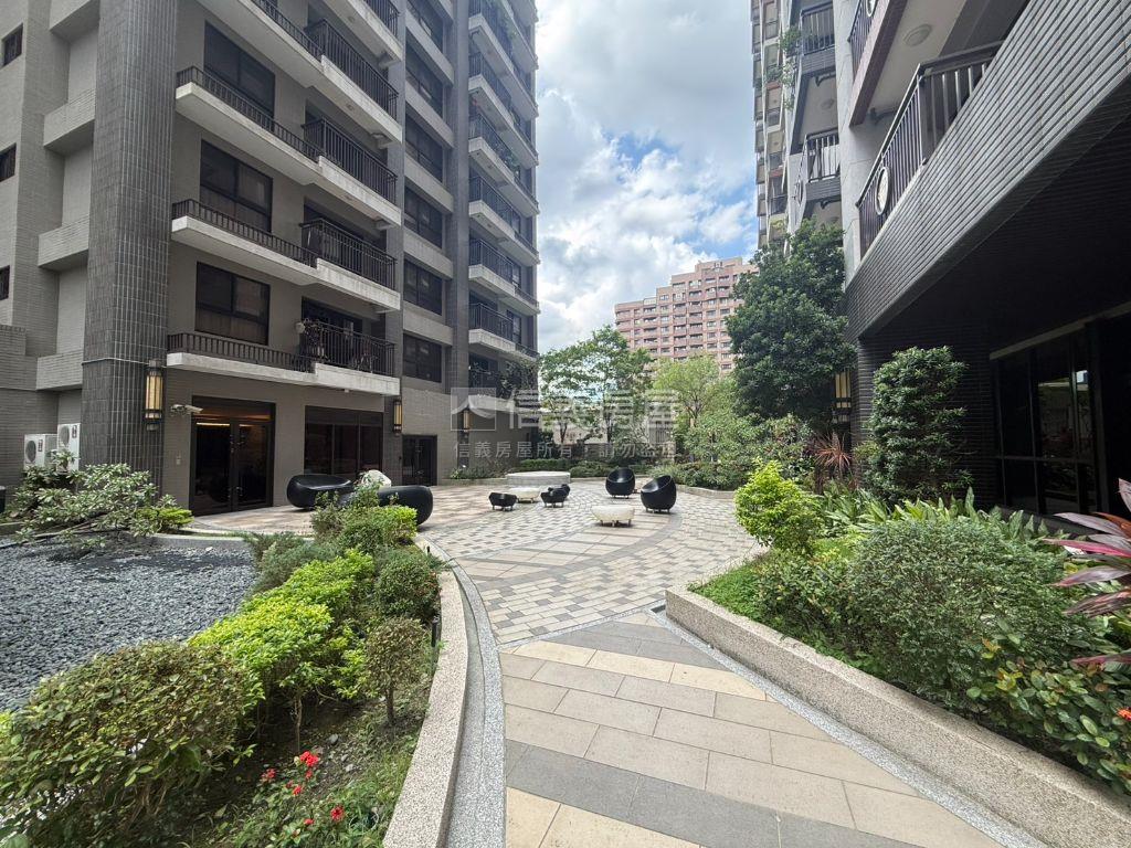 和發天鑽方正景觀兩房車位房屋室內格局與周邊環境