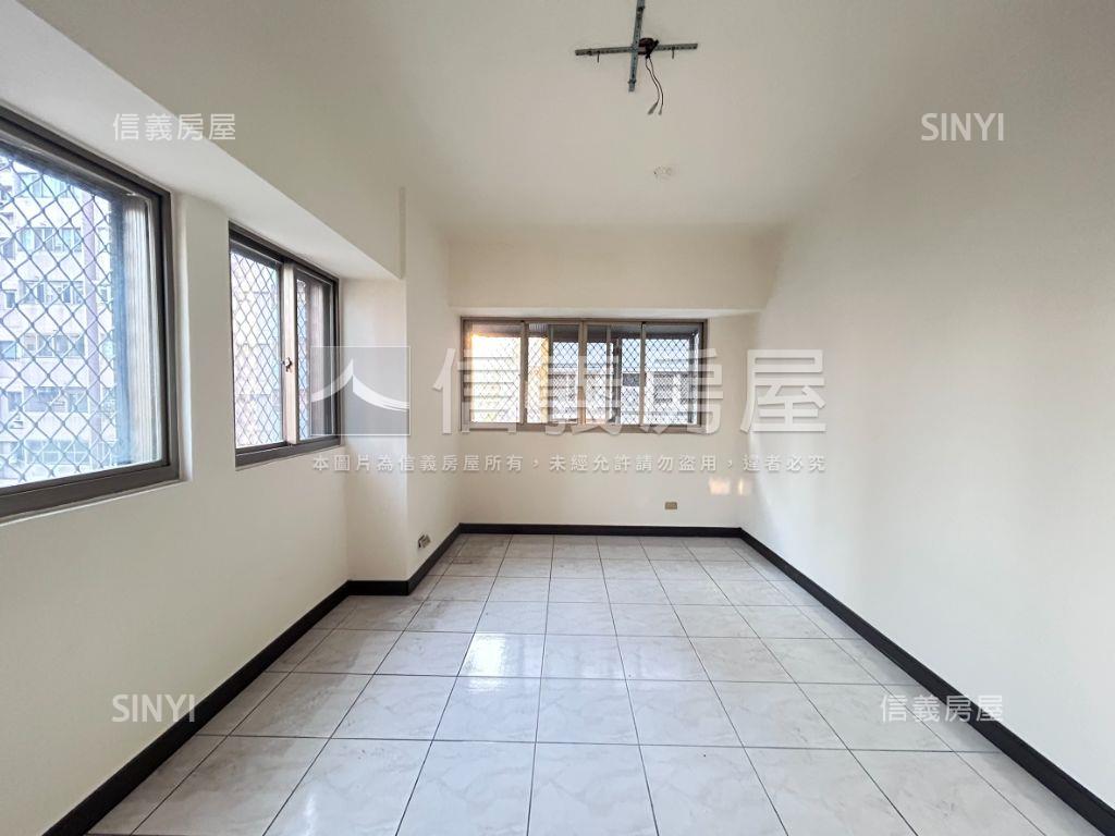 稀有東興樂章大兩房兩衛浴房屋室內格局與周邊環境