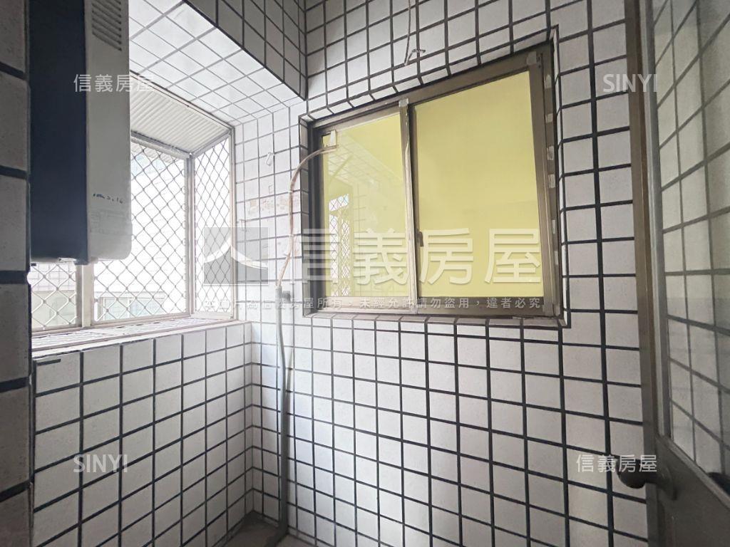 稀有東興樂章大兩房兩衛浴房屋室內格局與周邊環境