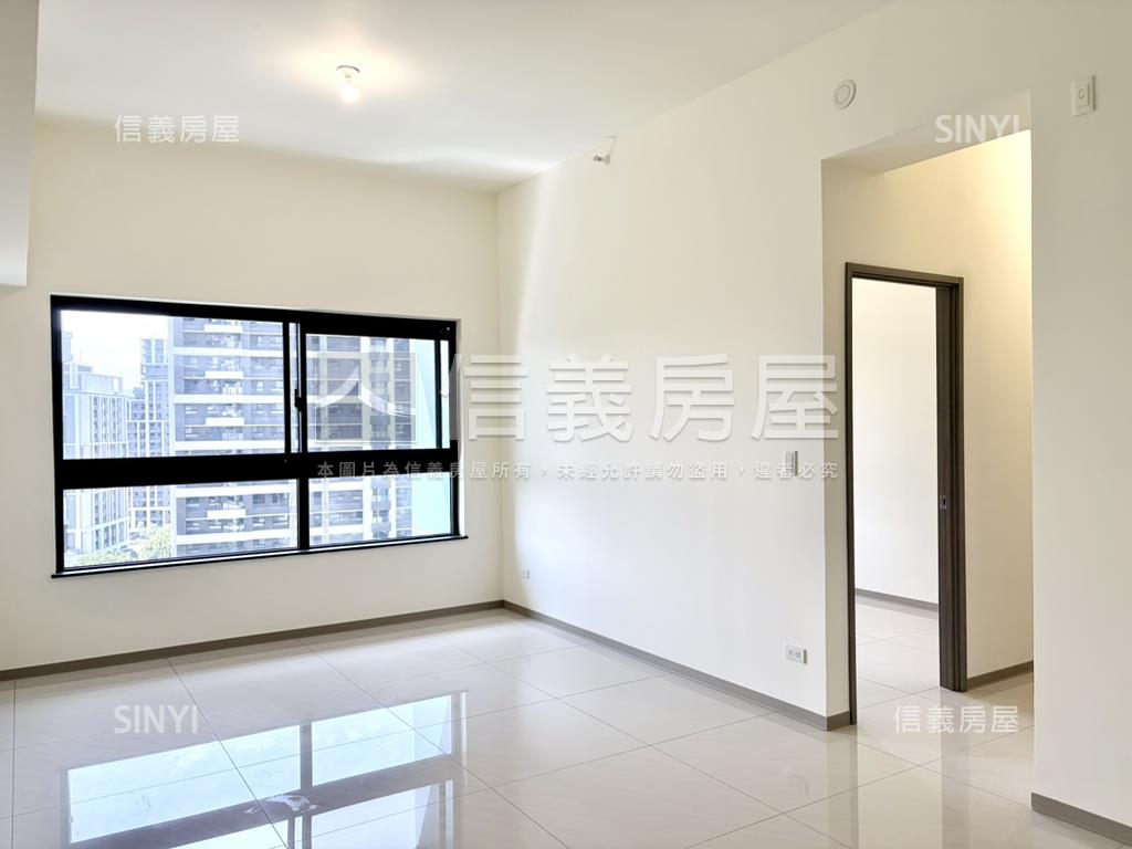 峰左岸。質感高樓三房車位房屋室內格局與周邊環境