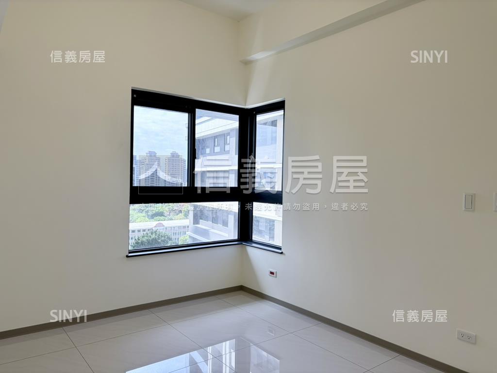 峰左岸。質感高樓三房車位房屋室內格局與周邊環境