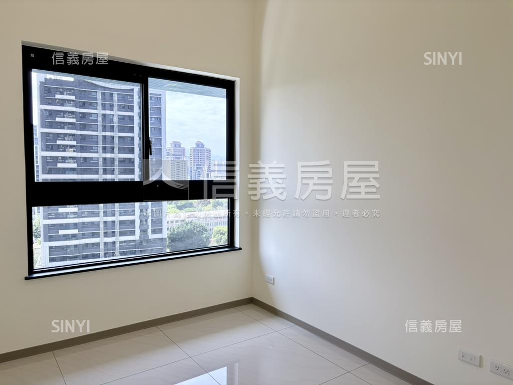 峰左岸。質感高樓三房車位房屋室內格局與周邊環境